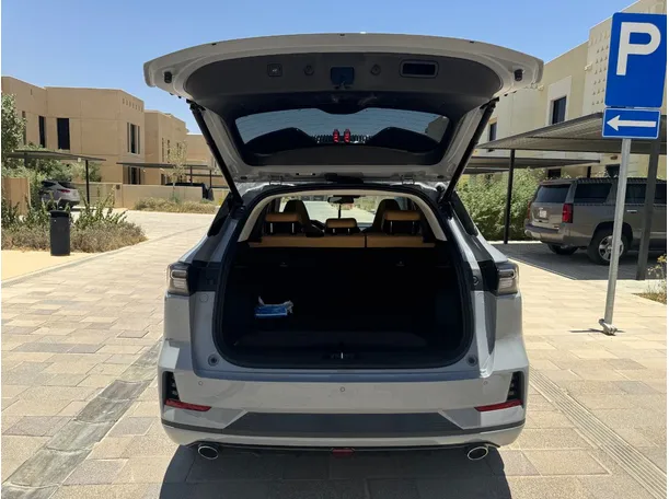 Car image 21