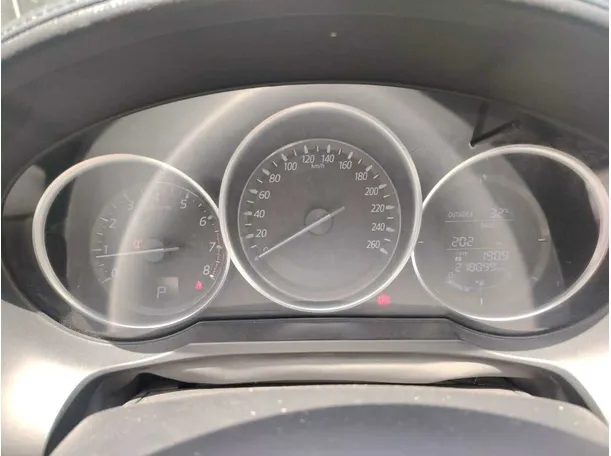 Car image 28