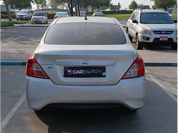 Car image 6