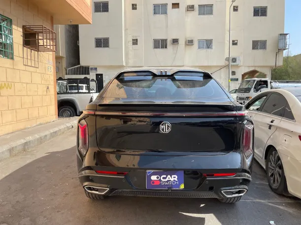 Car image 6