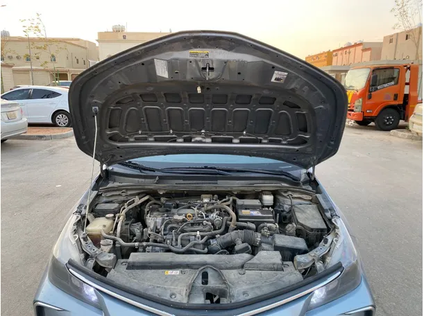 Car image 24