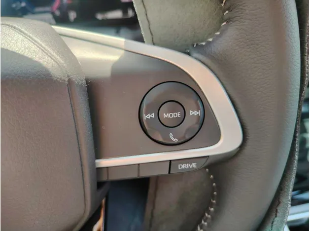 Car image 40