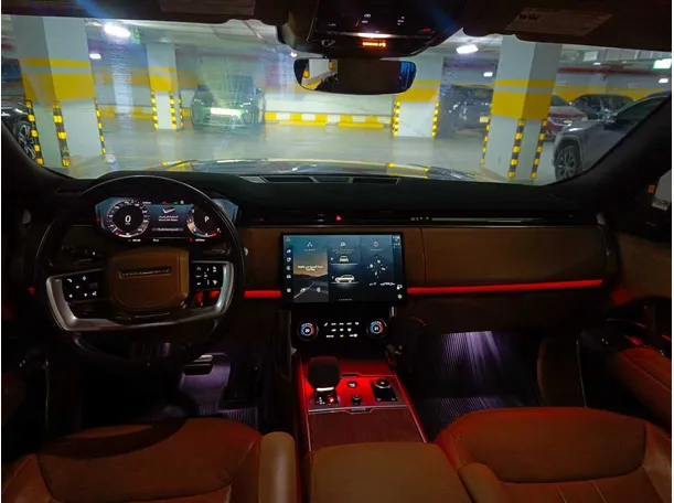 Car image 20