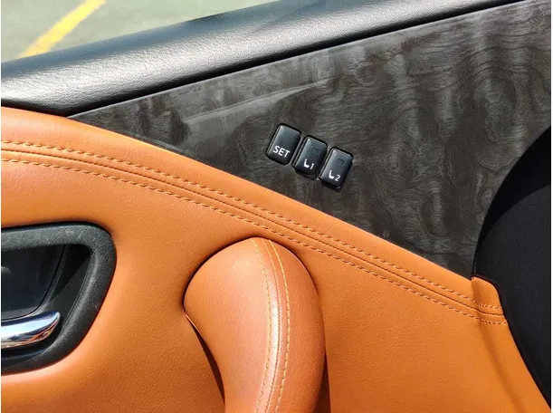 Car image 38