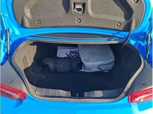 Car image 21