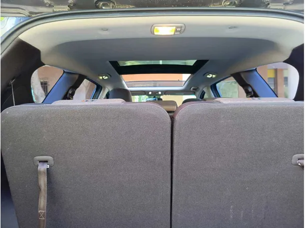Car image 31