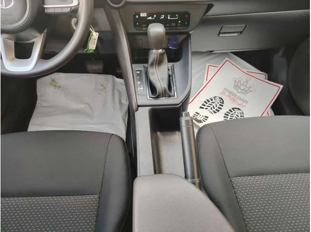 Car image 22
