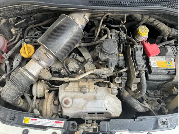 Car image 20