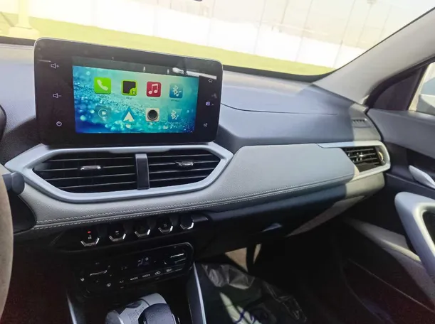 Car image 21