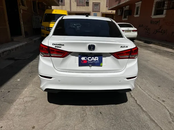 Car image 6