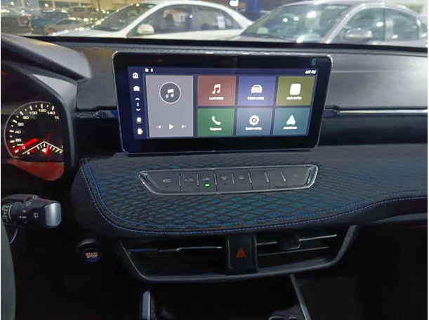 Car image 15