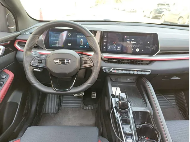 Car image 17