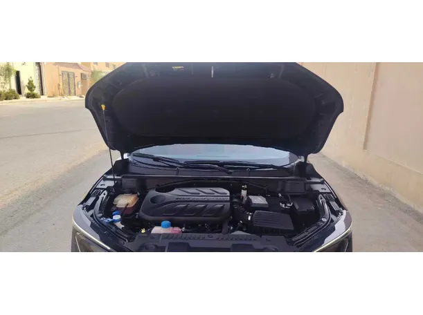 Car image 35
