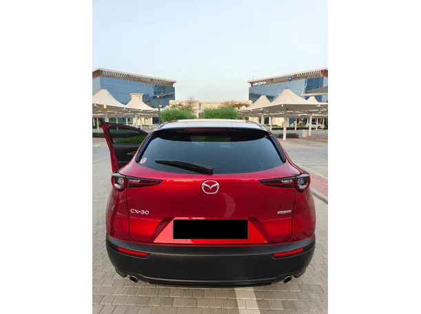 Car image 8