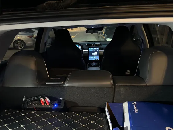 Car image 23