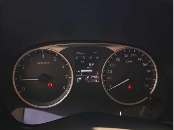 Car image 19