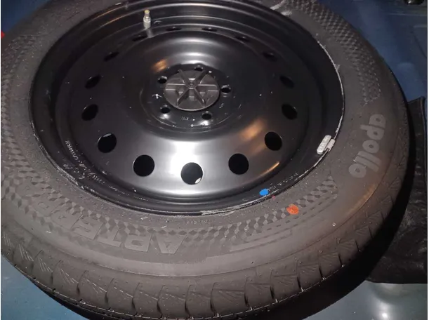 Car image 23