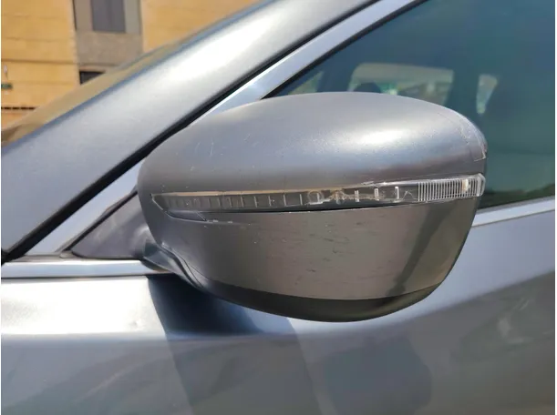 Car image 29