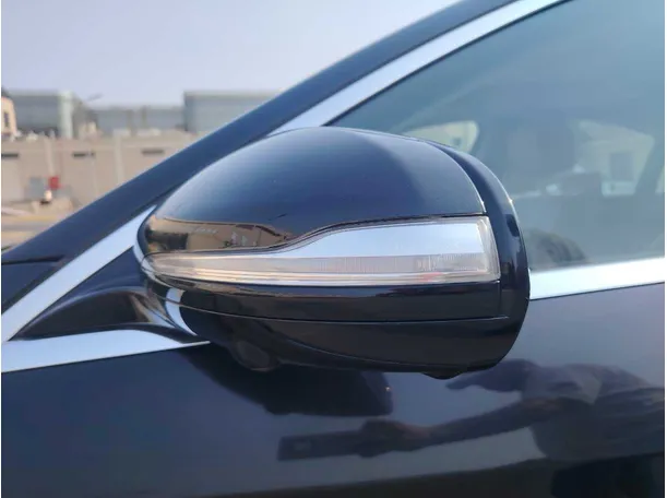 Car image 36