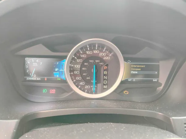 Car image 30