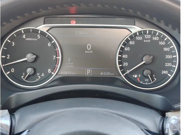 Car image 32
