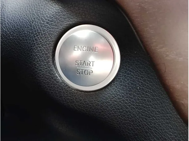 Car image 33
