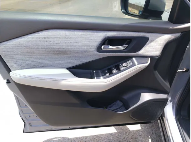Car image 36