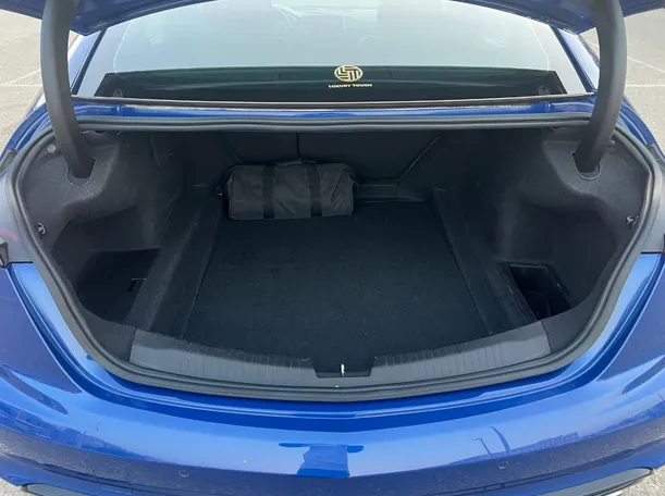 Car image 22