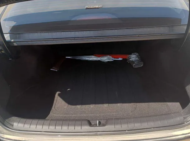 Car image 22
