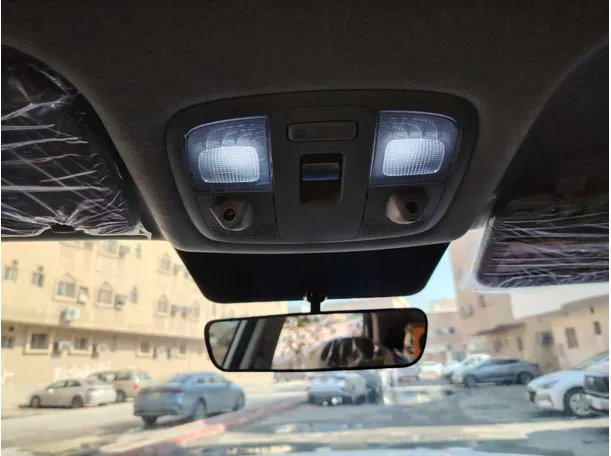 Car image 21