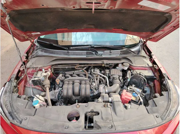 Car image 33