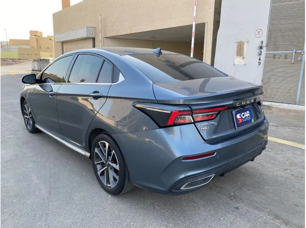 Car image 7