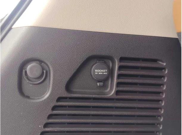 Car image 42
