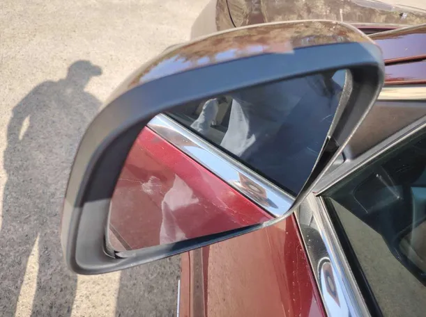 Car image 33
