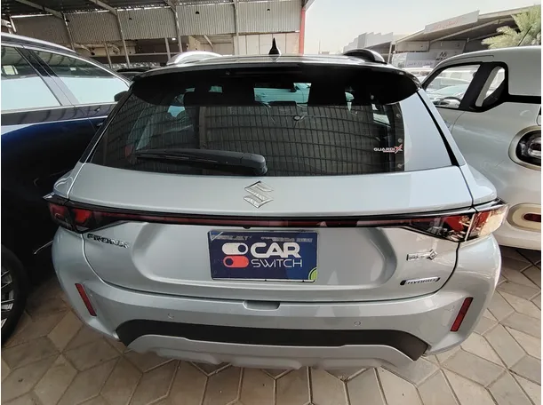 Car image 6
