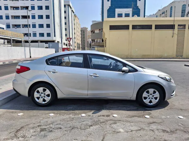 Car image 8