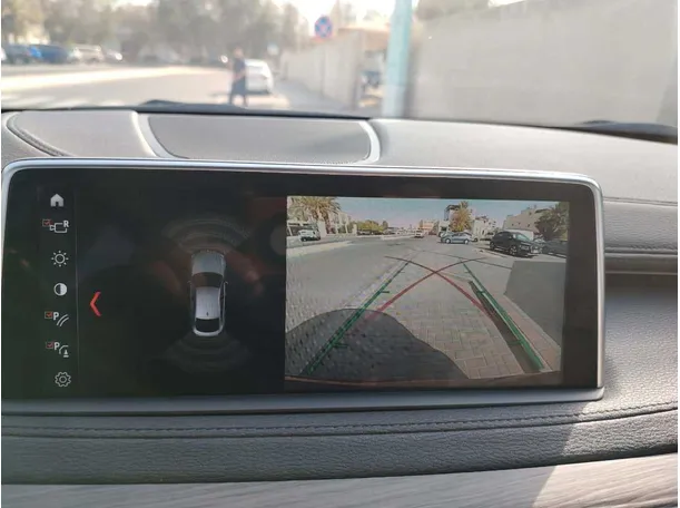Car image 37