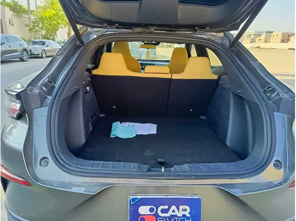 Car image 33