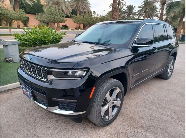 2021 جيب جراند شيروكي في السعودية