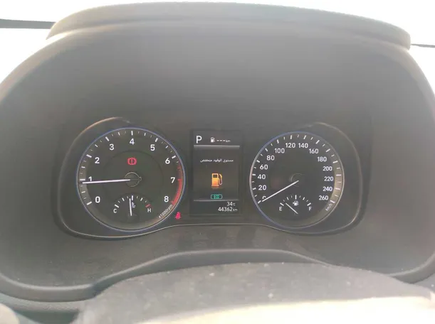 Car image 24