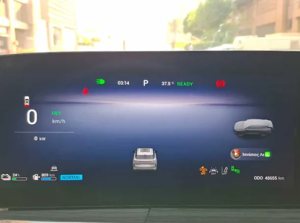Car image 19