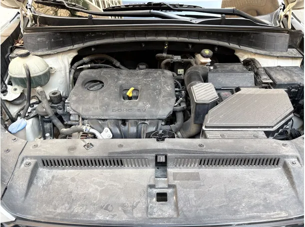 Car image 27