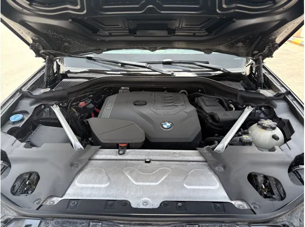 Car image 34