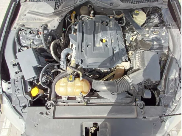 Car image 19