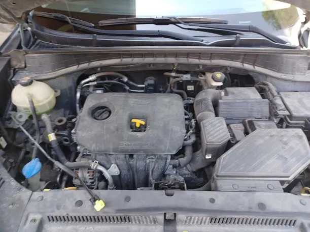 Car image 25