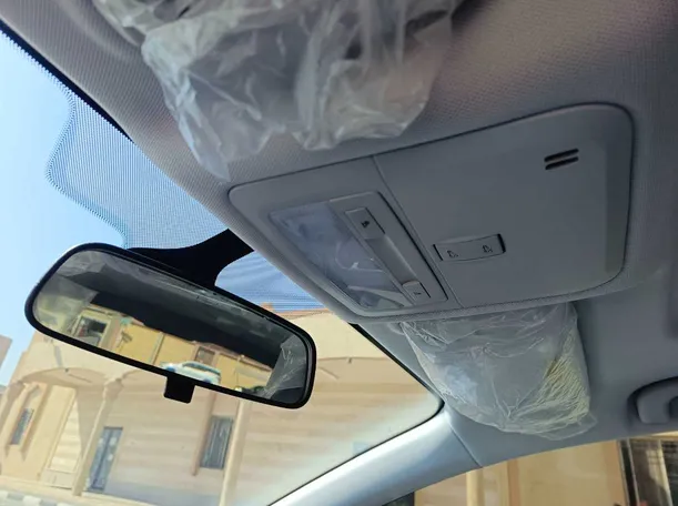 Car image 31