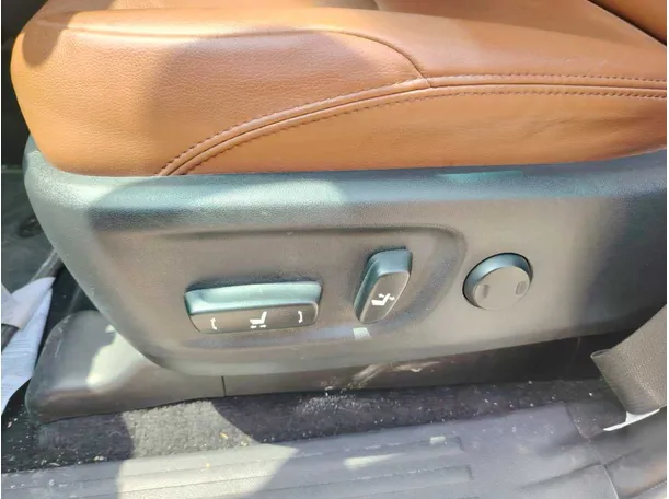 Car image 42