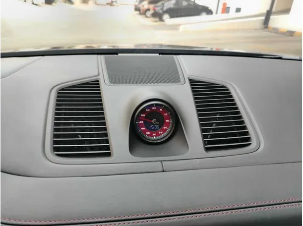 Car image 38