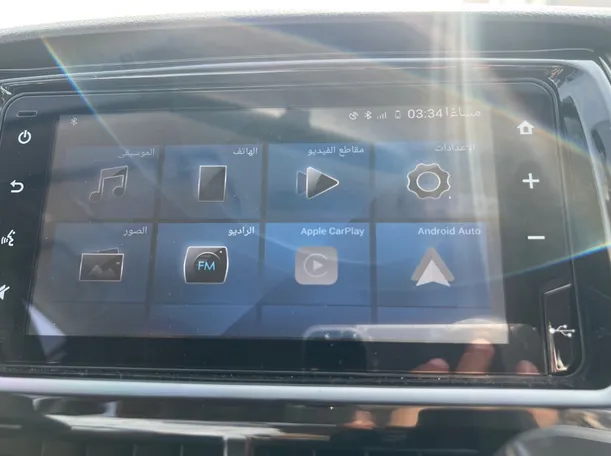 Car image 19