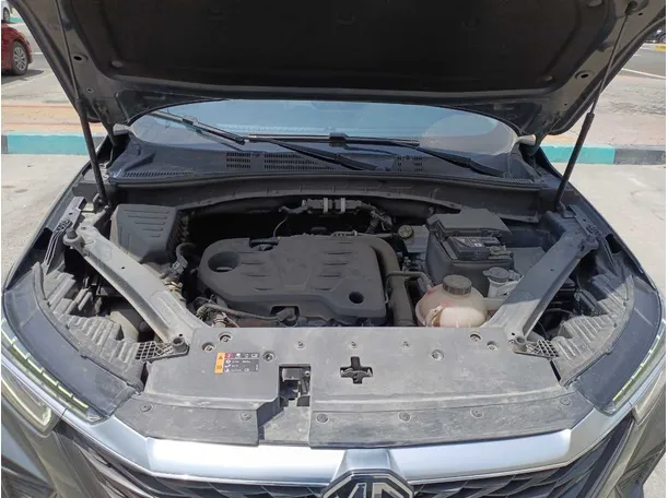 Car image 17